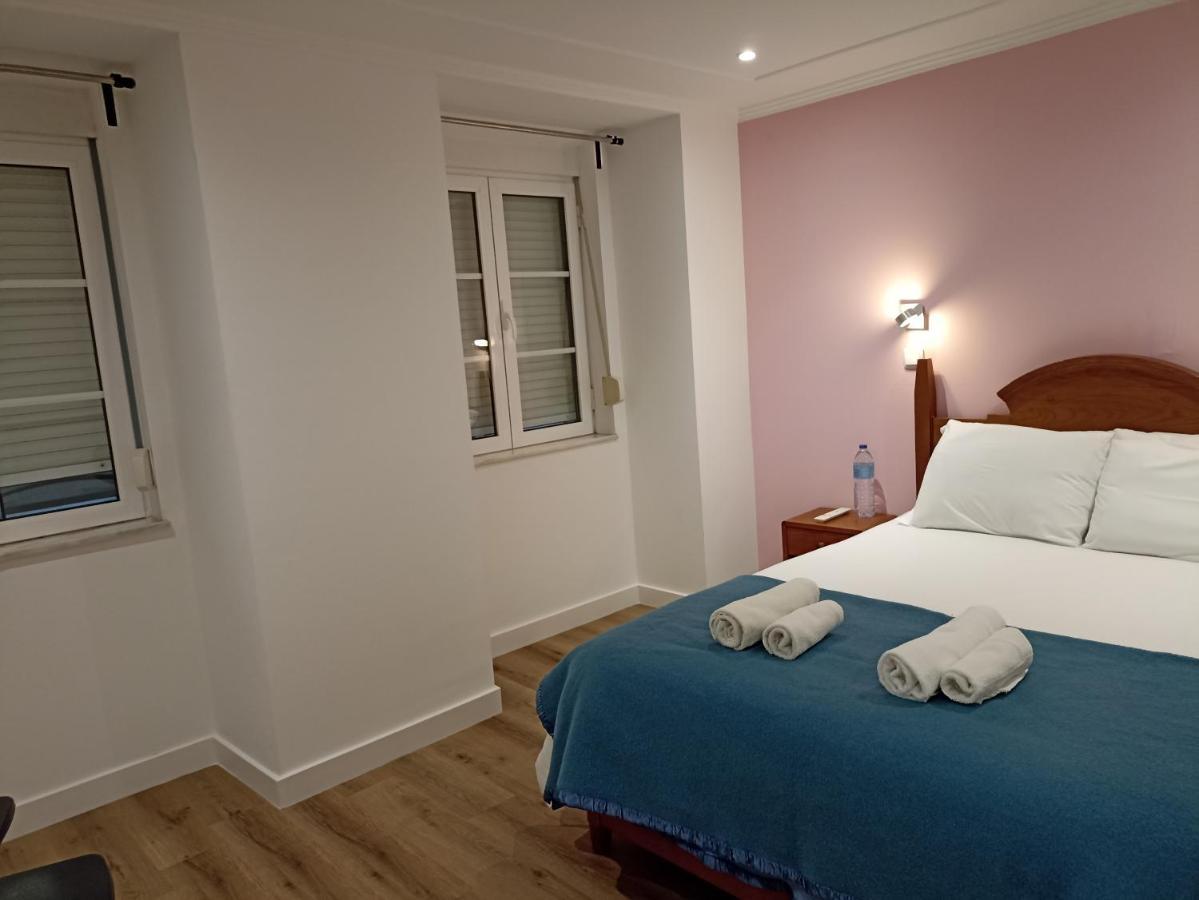 Martim Moniz 28 Guest House — Foto 1